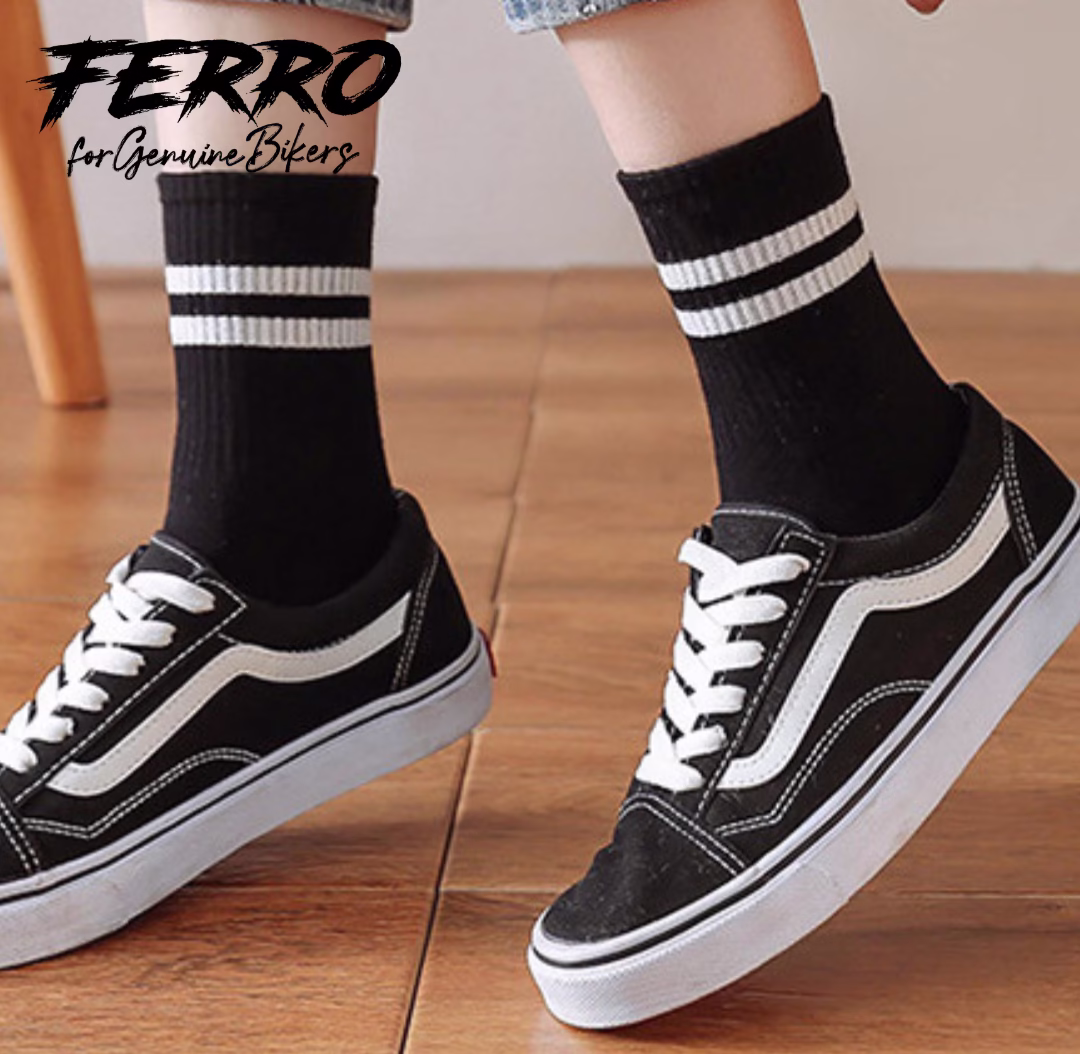 MEIAS BLACK ANN WHITE STRIPES