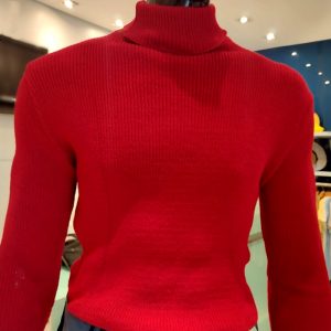 Blusa de gola rolê masculina