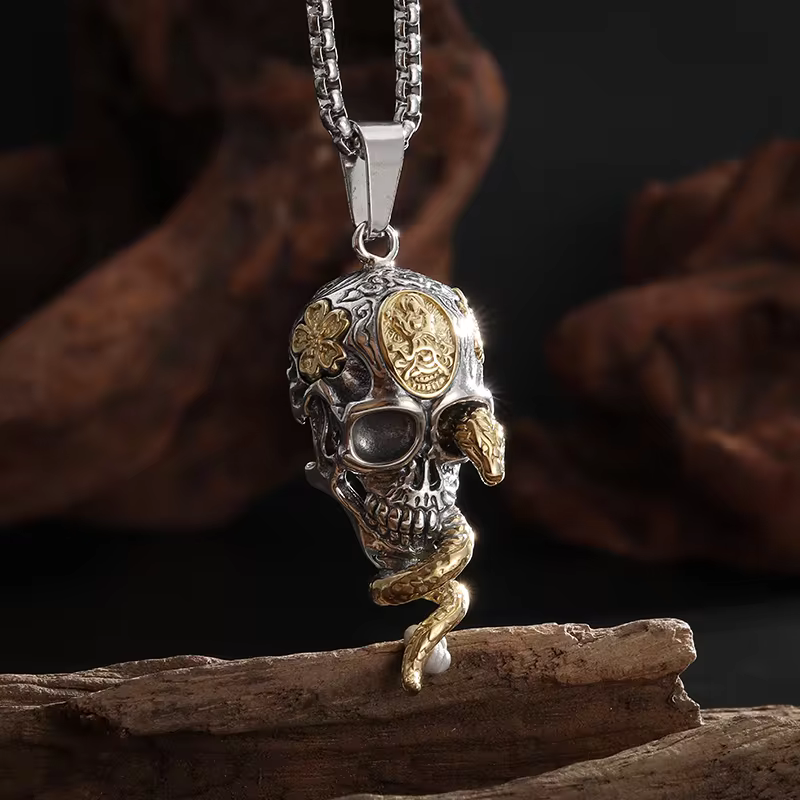 Colar SNAKE ON SKULL