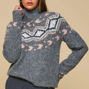 Blusa feminina de tricô gola alta jacquard
